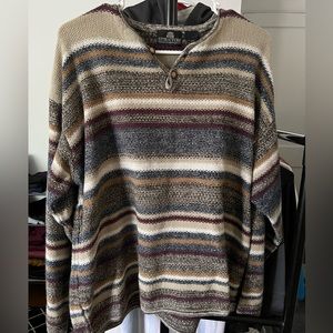 Vintage sweater, oversized and artsy!